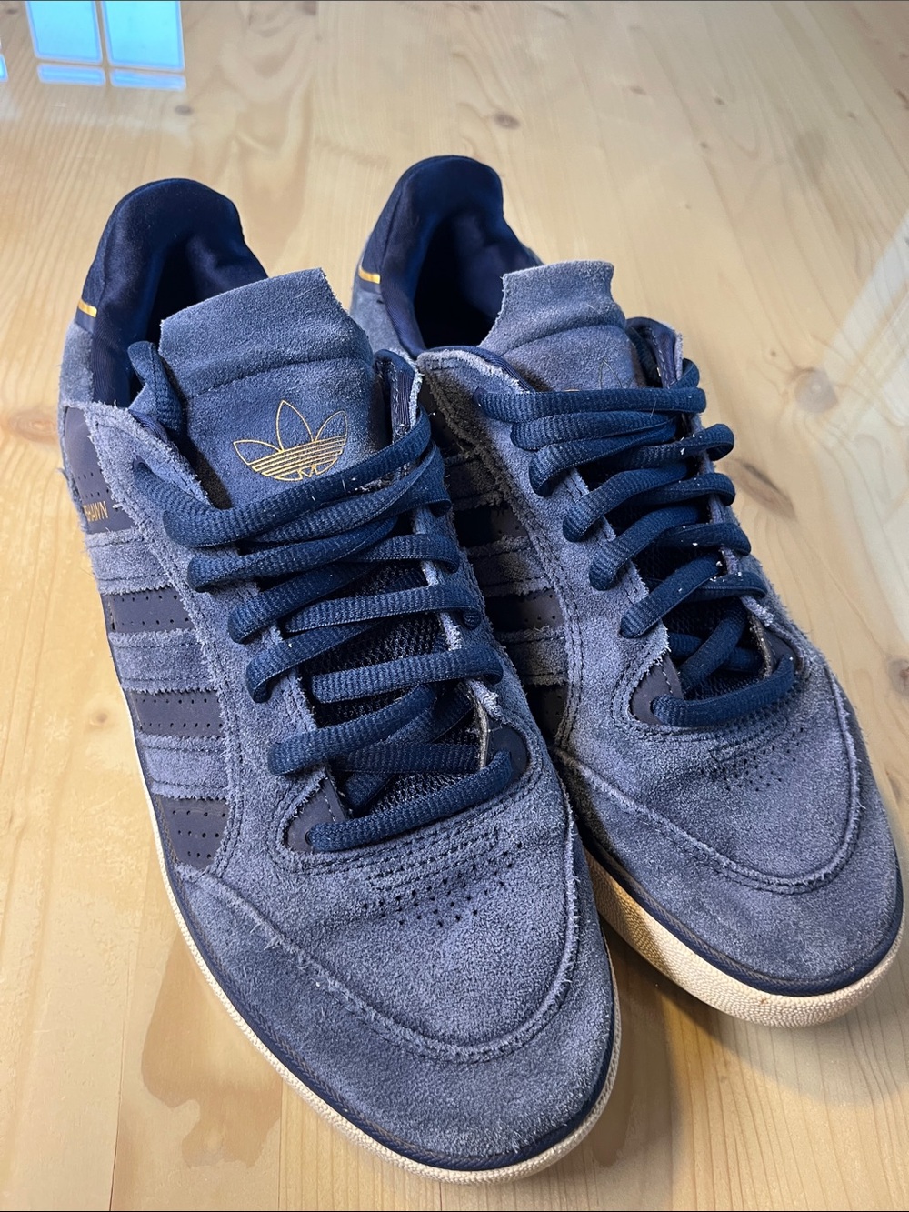 (63) Adidas Tyshawn Low College Navy